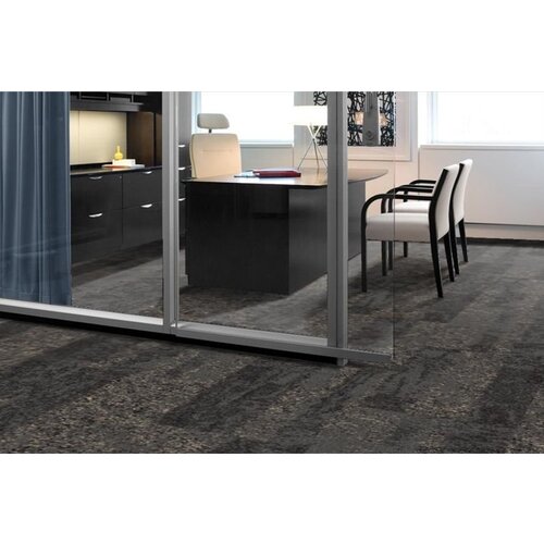 Interface Interface Human Nature 810 tapijtstroken /-planks