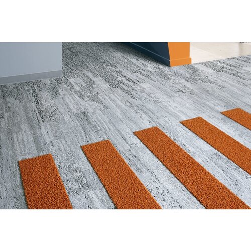 Interface Interface Human Nature 830 tapijtstroken /-planks