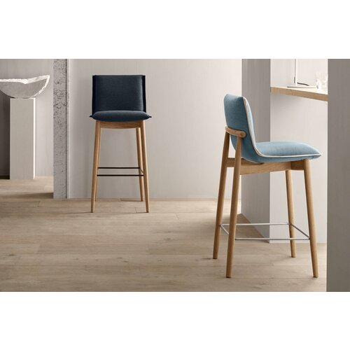 Carl Hansen & Søn Carl Hansen & Søn Embrace Bar Stool E006 E007