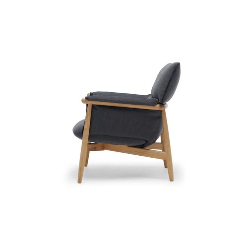 Carl Hansen & Søn Carl Hansen & Søn Embrace Lounge Chair Carl Hansen & Søn Carl Hansen & Søn Embrace Lounge Chair