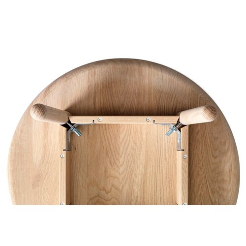 +Halle +Halle Nest Oak Table