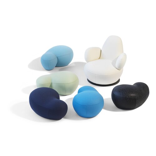 Bla Station Bla Station Puppa poef Bla Station Bla Station Puppa poef