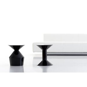 Viccarbe Viccarbe Shape tafel Viccarbe Viccarbe Shape tafel