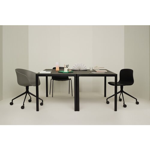 HAY HAY Table 12 Tafel