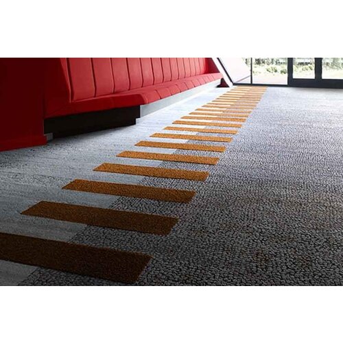 Interface Interface Human Nature 840 tapijtstroken /-planks Interface Interface Human Nature 840 tapijtstroken /-planks