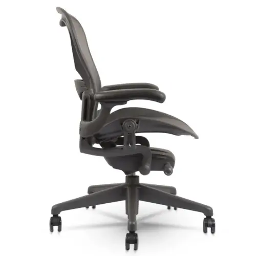 Refurbished Aeron Remastered Herman Miller Chair (Graphite)
