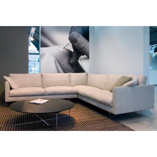 Montis Montis Axel Bank