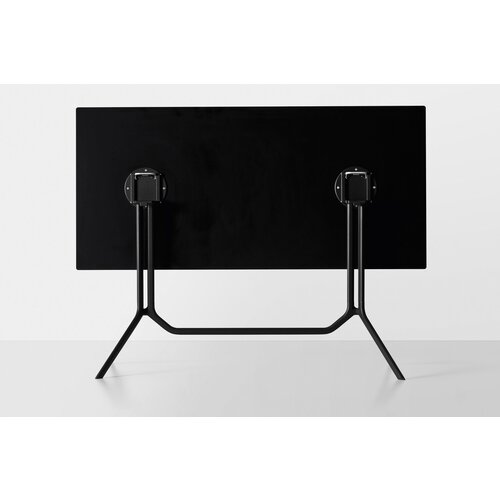 Kristalia Kristalia Poule tafel Kristalia Kristalia Poule tafel