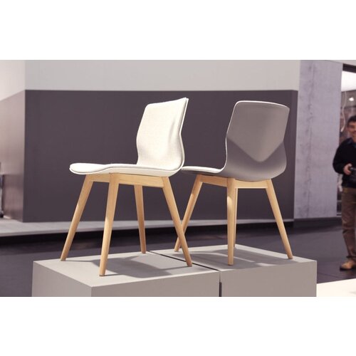 Four Design Four Design Four Sure Wood stoel