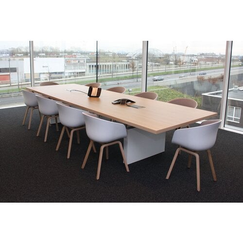 Voortman Voortman Cheek to Cheek Vergadertafel